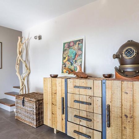 L'Odyssee Provencale, Un Duplex De Charme De 2 Chambres Au Pied Du Village Medieval De Bormes-Les-Mimosas, Offrant Des Prestations Haut De Gamme Et Une Superbe Vue Sur Le Massif Des Maures エクステリア 写真