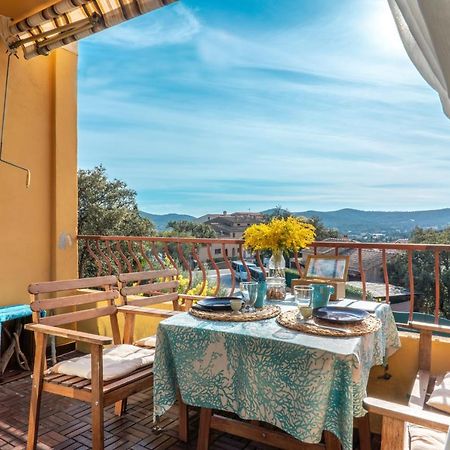 L'Odyssee Provencale, Un Duplex De Charme De 2 Chambres Au Pied Du Village Medieval De Bormes-Les-Mimosas, Offrant Des Prestations Haut De Gamme Et Une Superbe Vue Sur Le Massif Des Maures エクステリア 写真