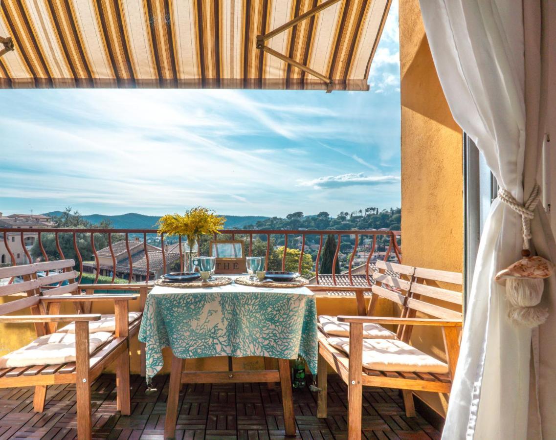 L'Odyssee Provencale, Un Duplex De Charme De 2 Chambres Au Pied Du Village Medieval De Bormes-Les-Mimosas, Offrant Des Prestations Haut De Gamme Et Une Superbe Vue Sur Le Massif Des Maures エクステリア 写真
