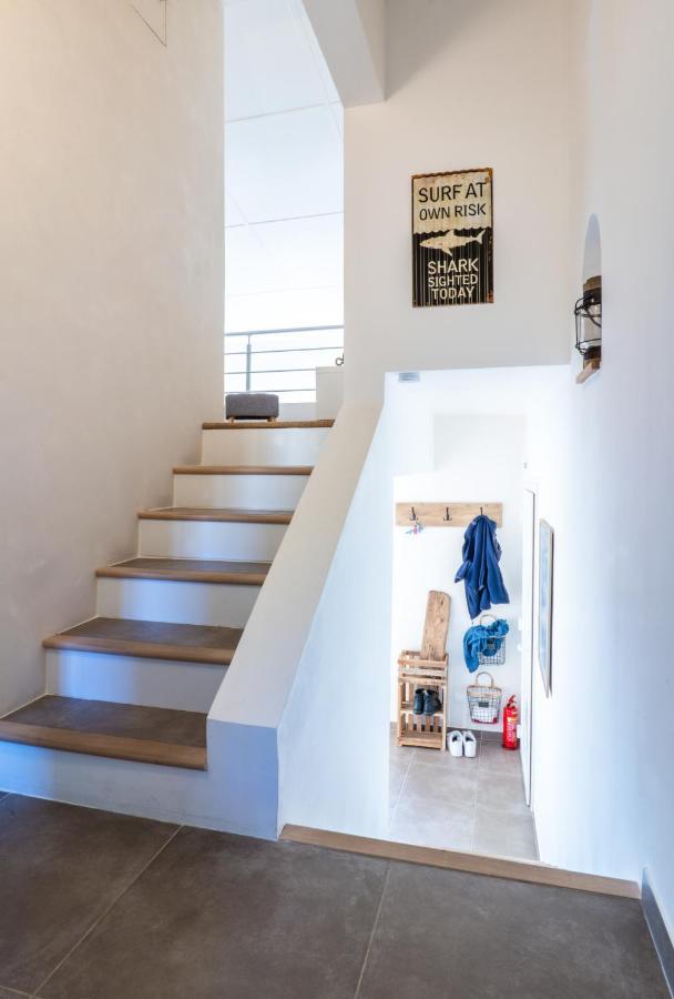 L'Odyssee Provencale, Un Duplex De Charme De 2 Chambres Au Pied Du Village Medieval De Bormes-Les-Mimosas, Offrant Des Prestations Haut De Gamme Et Une Superbe Vue Sur Le Massif Des Maures エクステリア 写真