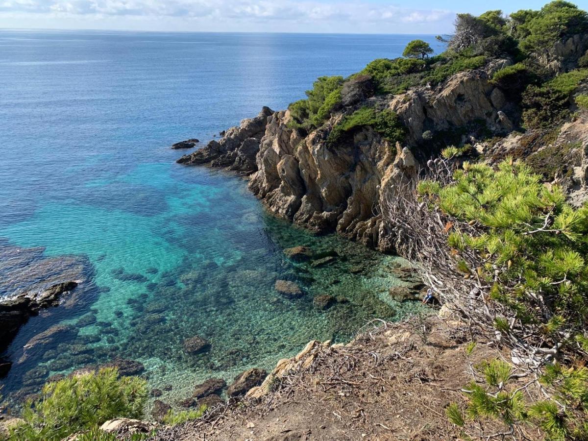 L'Odyssee Provencale, Un Duplex De Charme De 2 Chambres Au Pied Du Village Medieval De Bormes-Les-Mimosas, Offrant Des Prestations Haut De Gamme Et Une Superbe Vue Sur Le Massif Des Maures エクステリア 写真
